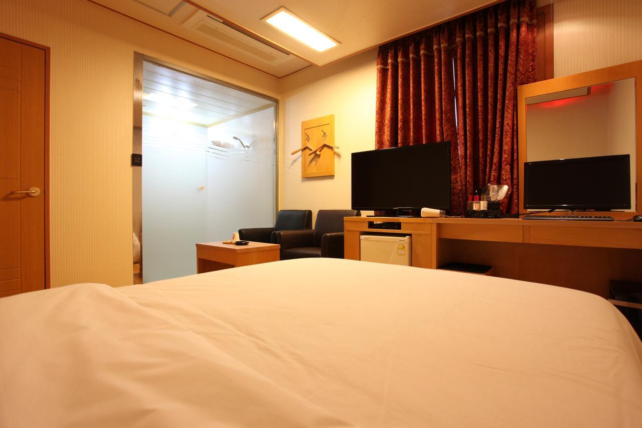 Prince Hotel Seoel Buitenkant foto