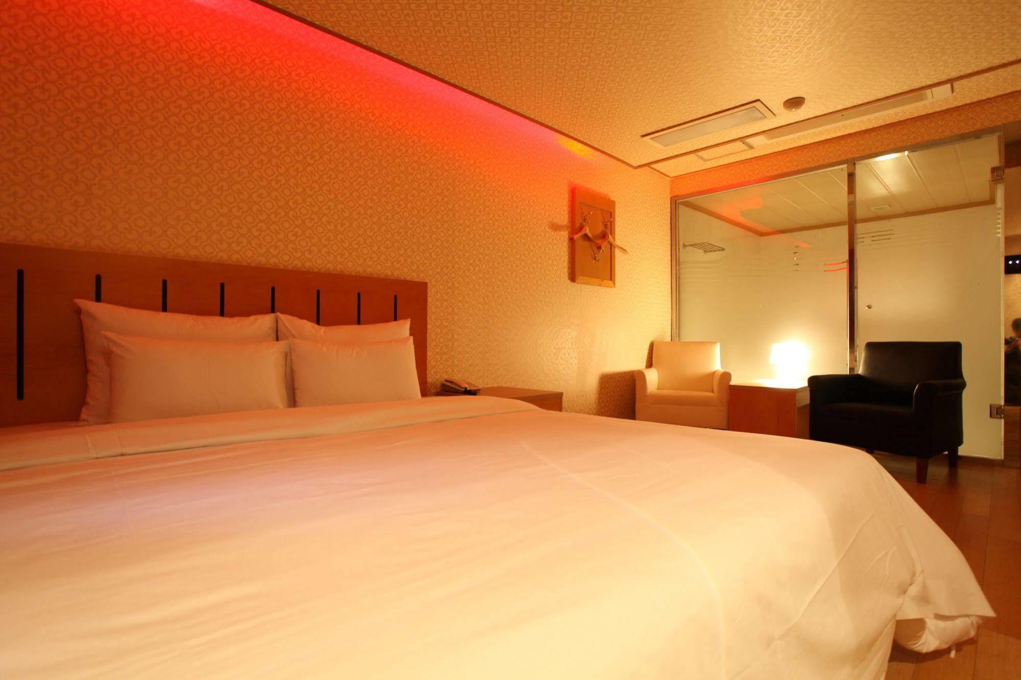 Prince Hotel Seoel Buitenkant foto